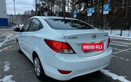 Hyundai Solaris II рестайлинг, 2011 год, 930 000 рублей, 7 фотография