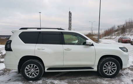 Toyota Land Cruiser Prado 150 рестайлинг 2, 2019 год, 6 200 000 рублей, 5 фотография