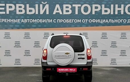 Chevrolet Niva I рестайлинг, 2016 год, 749 900 рублей, 6 фотография