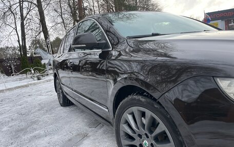 Skoda Superb III рестайлинг, 2012 год, 1 380 000 рублей, 3 фотография