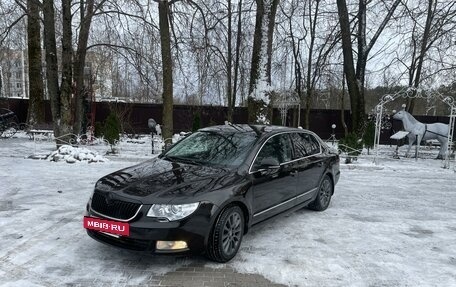 Skoda Superb III рестайлинг, 2012 год, 1 380 000 рублей, 2 фотография