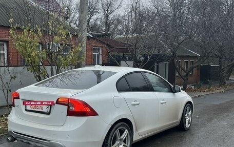 Volvo S60 III, 2011 год, 900 000 рублей, 3 фотография