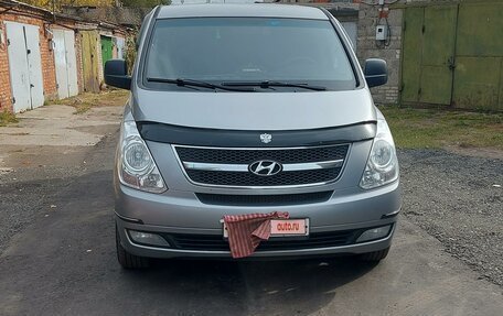 Hyundai Grand Starex Grand Starex I рестайлинг 2, 2013 год, 2 000 000 рублей, 14 фотография