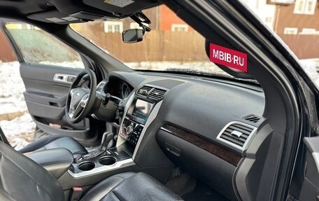 Ford Explorer VI, 2011 год, 1 690 000 рублей, 16 фотография