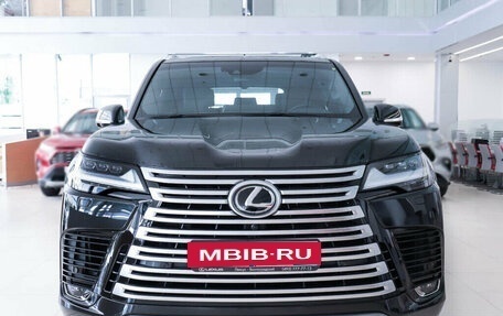 Lexus LX, 2024 год, 29 990 000 рублей, 15 фотография