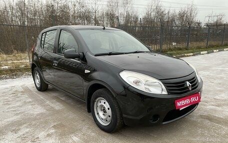 Renault Sandero I, 2012 год, 600 000 рублей, 4 фотография