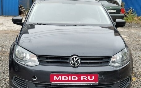 Volkswagen Polo VI (EU Market), 2011 год, 459 000 рублей, 2 фотография