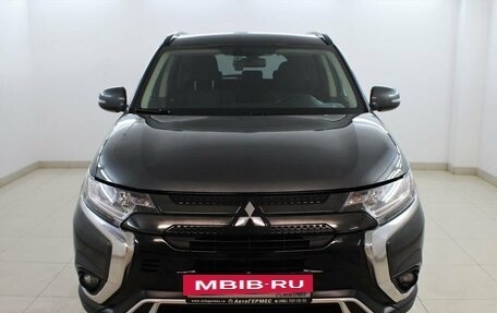 Mitsubishi Outlander III рестайлинг 3, 2021 год, 2 750 000 рублей, 2 фотография