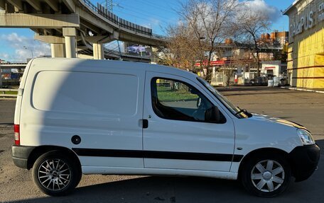 Peugeot Partner II рестайлинг 2, 2007 год, 450 000 рублей, 2 фотография