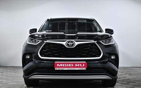 Toyota Highlander, 2023 год, 4 902 000 рублей, 3 фотография