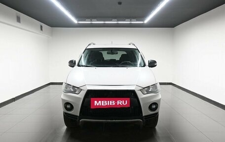 Mitsubishi Outlander III рестайлинг 3, 2011 год, 1 495 000 рублей, 3 фотография