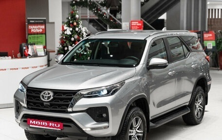 Toyota Fortuner II, 2022 год, 6 790 000 рублей, 40 фотография