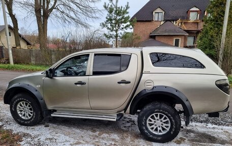 Mitsubishi L200 IV рестайлинг, 2011 год, 1 550 000 рублей, 4 фотография