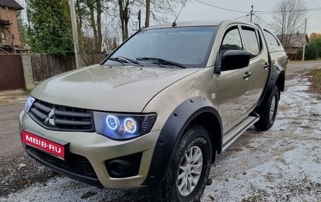 Mitsubishi L200 IV рестайлинг, 2011 год, 1 550 000 рублей, 3 фотография