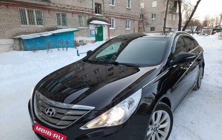 Hyundai Sonata VI, 2012 год, 1 000 000 рублей, 2 фотография