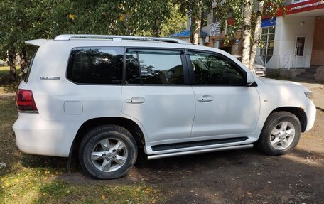 Toyota Land Cruiser 200, 2011 год, 2 550 000 рублей, 6 фотография