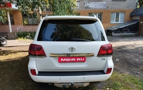 Toyota Land Cruiser 200, 2011 год, 2 550 000 рублей, 3 фотография