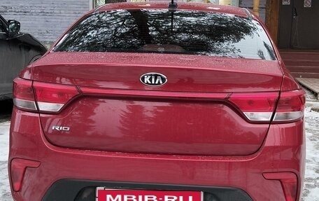 KIA Rio IV, 2018 год, 1 500 000 рублей, 2 фотография