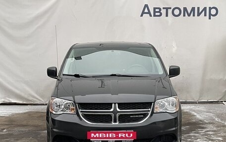 Dodge Caravan V, 2011 год, 1 550 000 рублей, 2 фотография