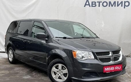 Dodge Caravan V, 2011 год, 1 550 000 рублей, 3 фотография