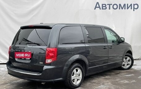 Dodge Caravan V, 2011 год, 1 550 000 рублей, 5 фотография