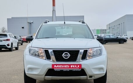 Nissan Terrano III, 2017 год, 1 400 000 рублей, 2 фотография