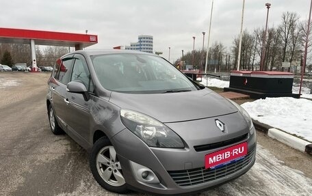 Renault Scenic III, 2010 год, 610 000 рублей, 2 фотография