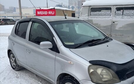 Toyota Vitz, 2001 год, 390 000 рублей, 2 фотография