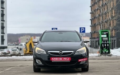 Opel Astra J, 2011 год, 645 000 рублей, 2 фотография