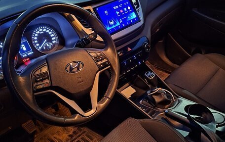 Hyundai Tucson III, 2018 год, 2 270 000 рублей, 6 фотография