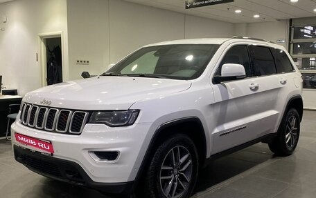 Jeep Grand Cherokee, 2018 год, 3 099 000 рублей, 1 фотография