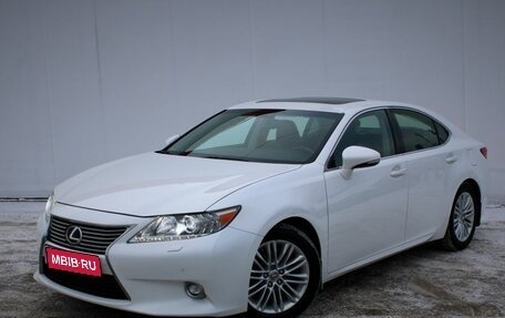 Lexus ES VII, 2014 год, 2 650 000 рублей, 1 фотография