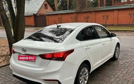 Hyundai Solaris II рестайлинг, 2018 год, 1 250 000 рублей, 2 фотография