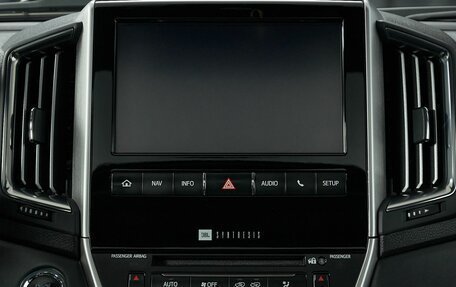 Toyota Land Cruiser 200, 2020 год, 10 300 000 рублей, 30 фотография