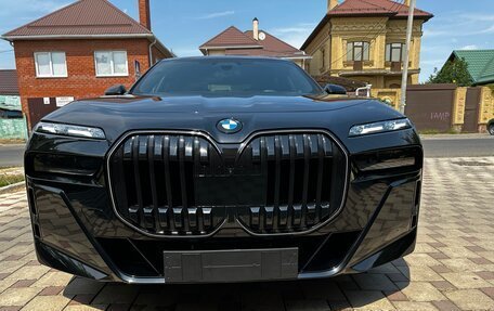 BMW 7 серия, 2023 год, 17 000 000 рублей, 6 фотография