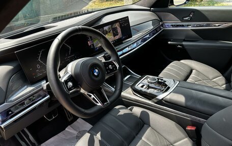 BMW 7 серия, 2023 год, 17 000 000 рублей, 21 фотография