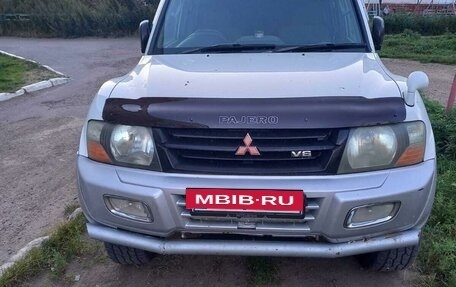 Mitsubishi Pajero III рестайлинг, 2000 год, 1 190 000 рублей, 2 фотография