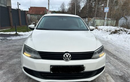 Volkswagen Jetta VI, 2012 год, 880 000 рублей, 8 фотография