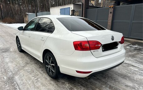 Volkswagen Jetta VI, 2012 год, 880 000 рублей, 4 фотография