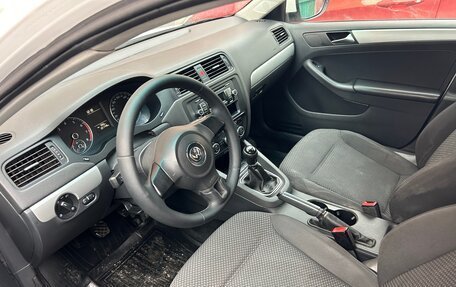 Volkswagen Jetta VI, 2012 год, 880 000 рублей, 9 фотография