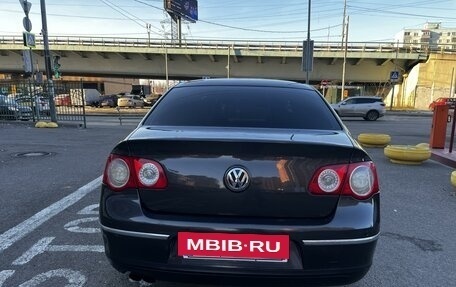 Volkswagen Passat B6, 2007 год, 790 000 рублей, 4 фотография