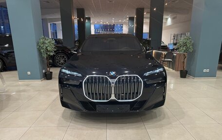 BMW 7 серия, 2024 год, 19 820 рублей, 35 фотография