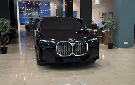 BMW 7 серия, 2024 год, 19 820 рублей, 39 фотография