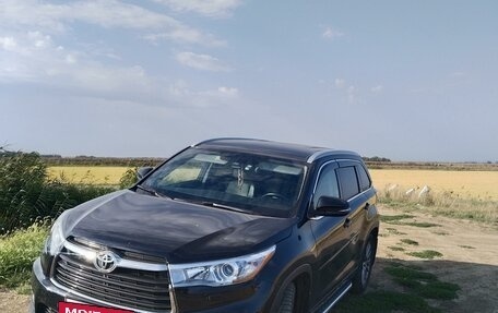 Toyota Highlander III, 2014 год, 2 990 000 рублей, 5 фотография