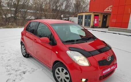 Toyota Yaris III рестайлинг, 2007 год, 420 000 рублей, 2 фотография