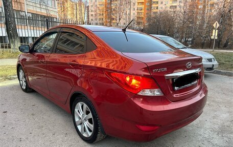 Hyundai Solaris II рестайлинг, 2011 год, 740 000 рублей, 4 фотография