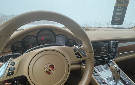 Porsche Panamera II рестайлинг, 2012 год, 2 650 000 рублей, 19 фотография