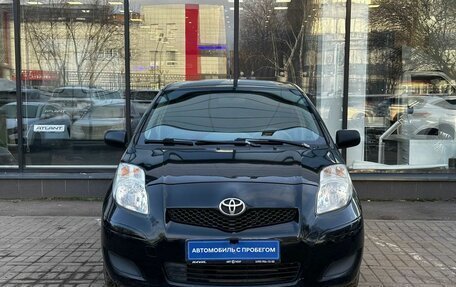 Toyota Yaris III рестайлинг, 2009 год, 628 000 рублей, 2 фотография