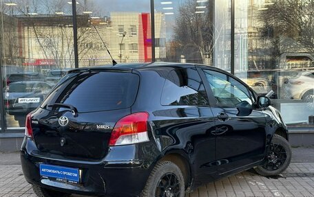 Toyota Yaris III рестайлинг, 2009 год, 628 000 рублей, 8 фотография