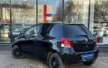 Toyota Yaris III рестайлинг, 2009 год, 628 000 рублей, 6 фотография